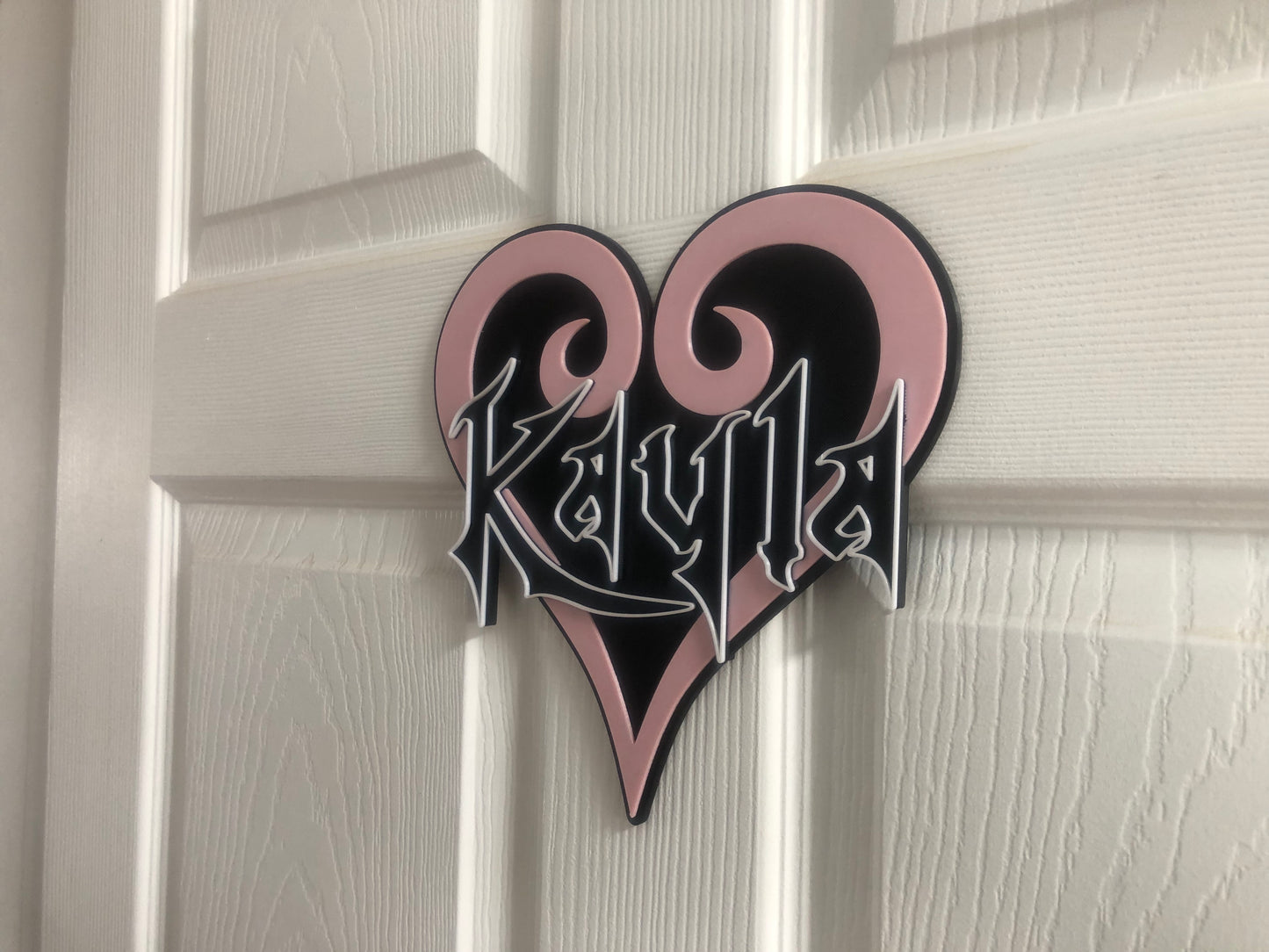 3d printed KH Heart wall plate | hanger | bedroom door decoration | personalized gothic style design | game room decor