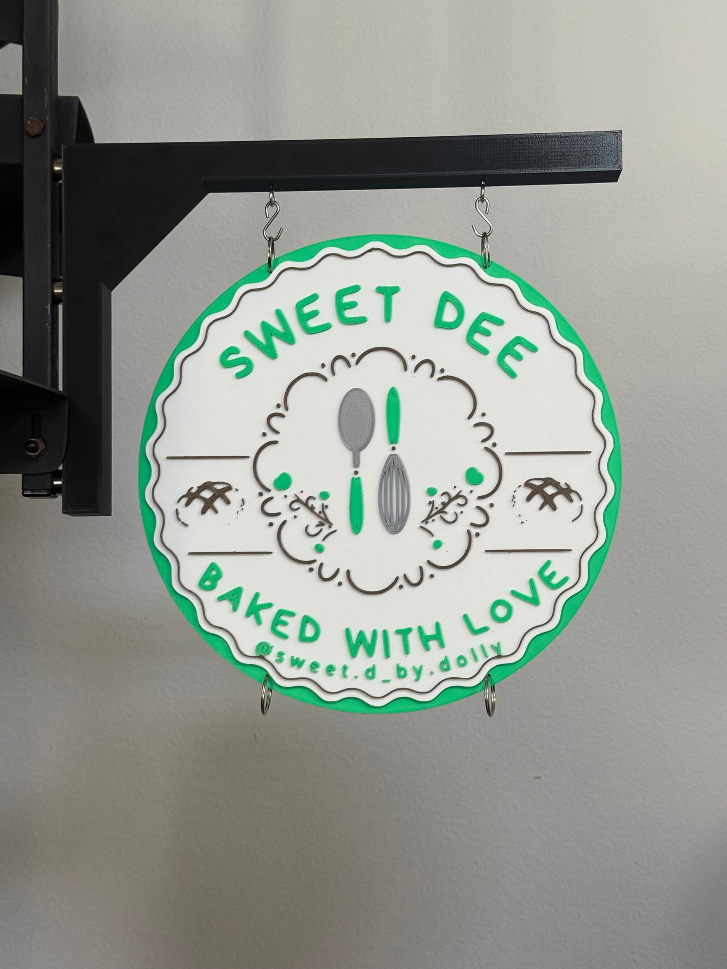 3d Printed Magnetic Vendor Market Booth Canopy Tent Sign Holder Hanging Business Logo Personalized Custom Double Sided Hanging Round Display